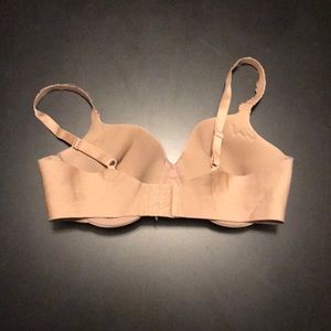 Lilyette Intimates & Sleepwear - Nude Lilyette 40D Bra, Smooth Sides Lilyette Intimates & Sleepwear - Nude Lilyette 40D Bra, Smooth Sides